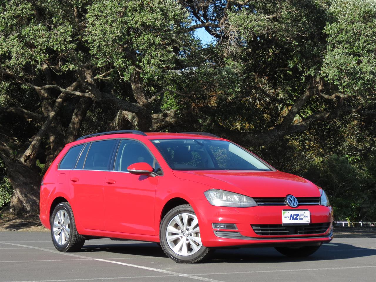 NZC best hot price for 2014 Volkswagen Golf in Auckland