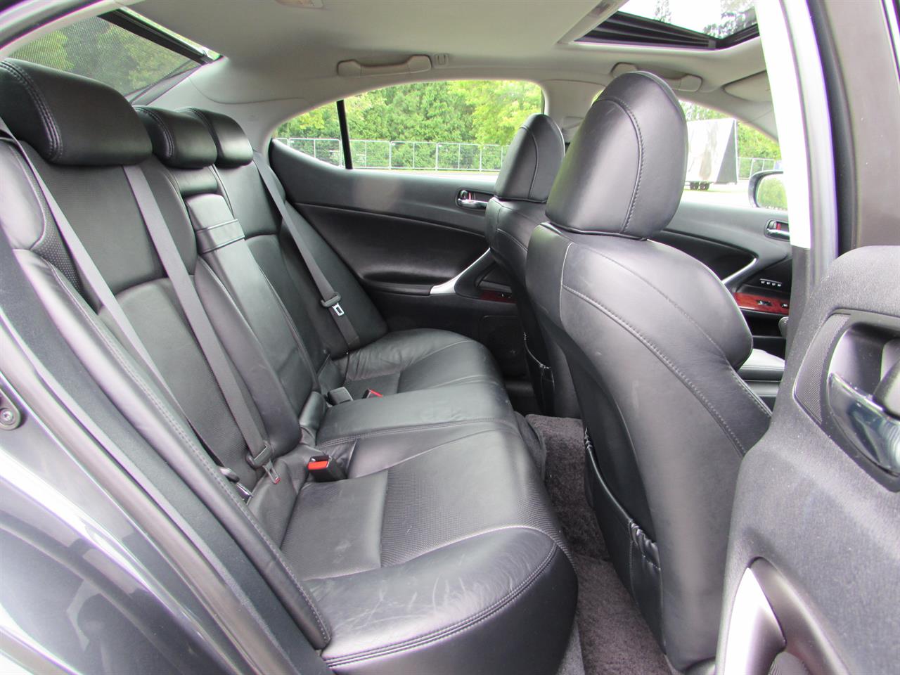 NZC Cars 2007 Lexus IS250 LEATHER SUNROOF