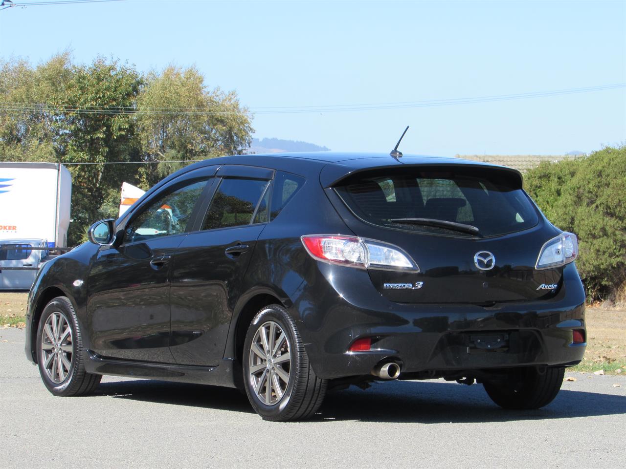 Mazda axela 2012