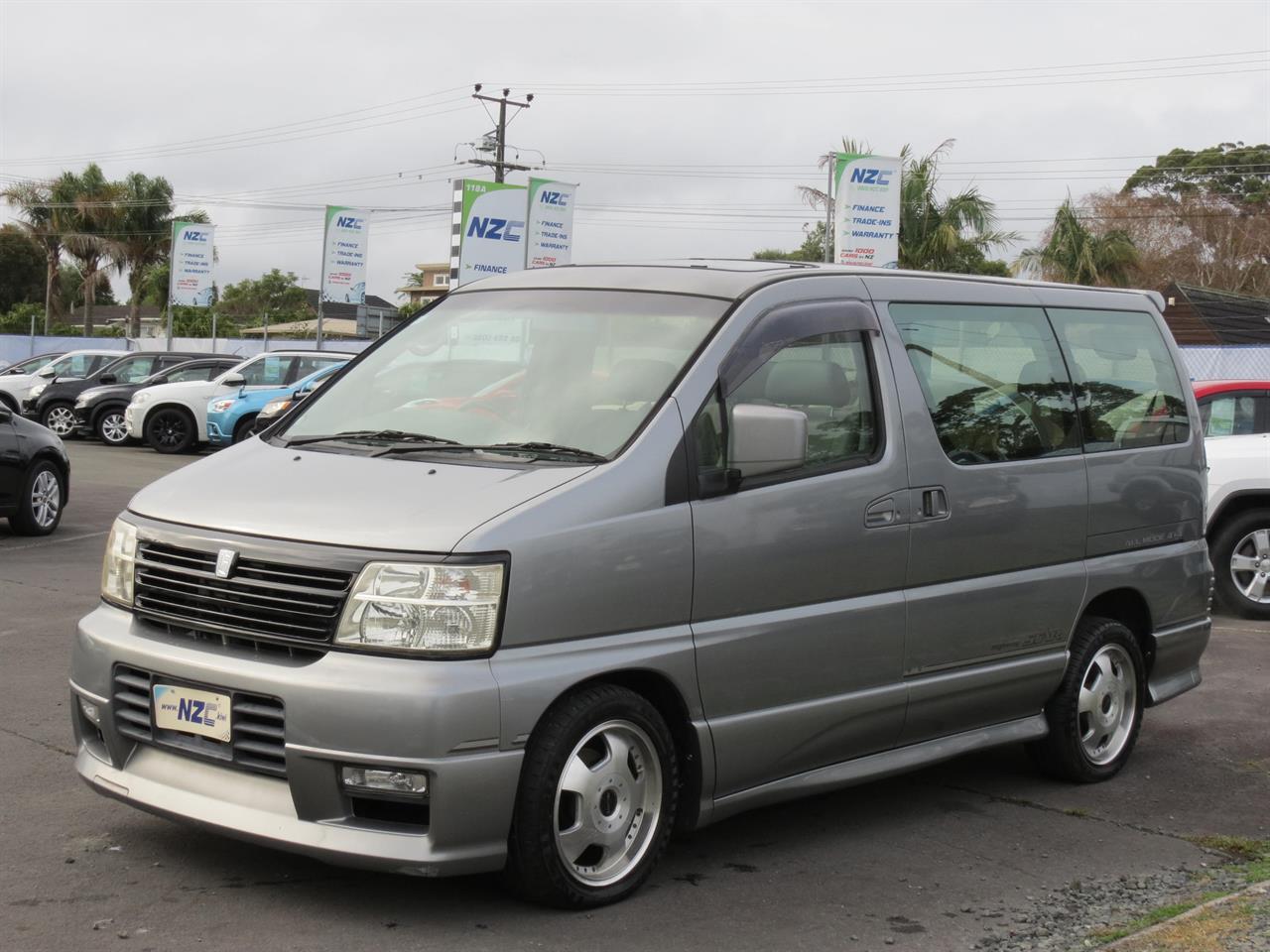 Nissan elgrand 2000